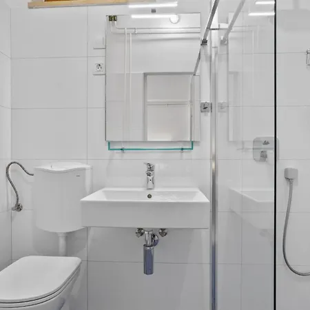 Petrinic - M By Guide Apartman Póla