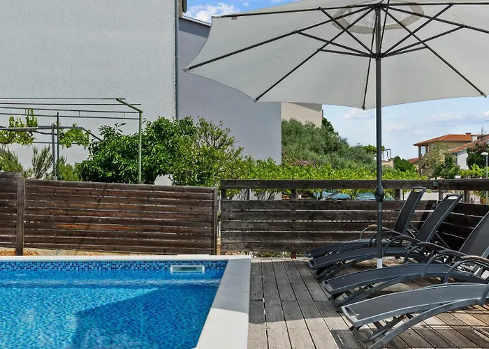 Apartament Petrinic - M By Guide Pula